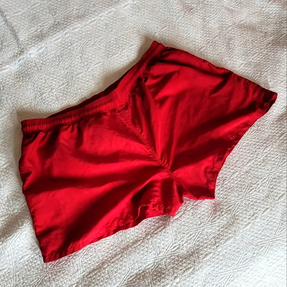 Women’s Red Shorts Size XL Used - Picture 1 of 9